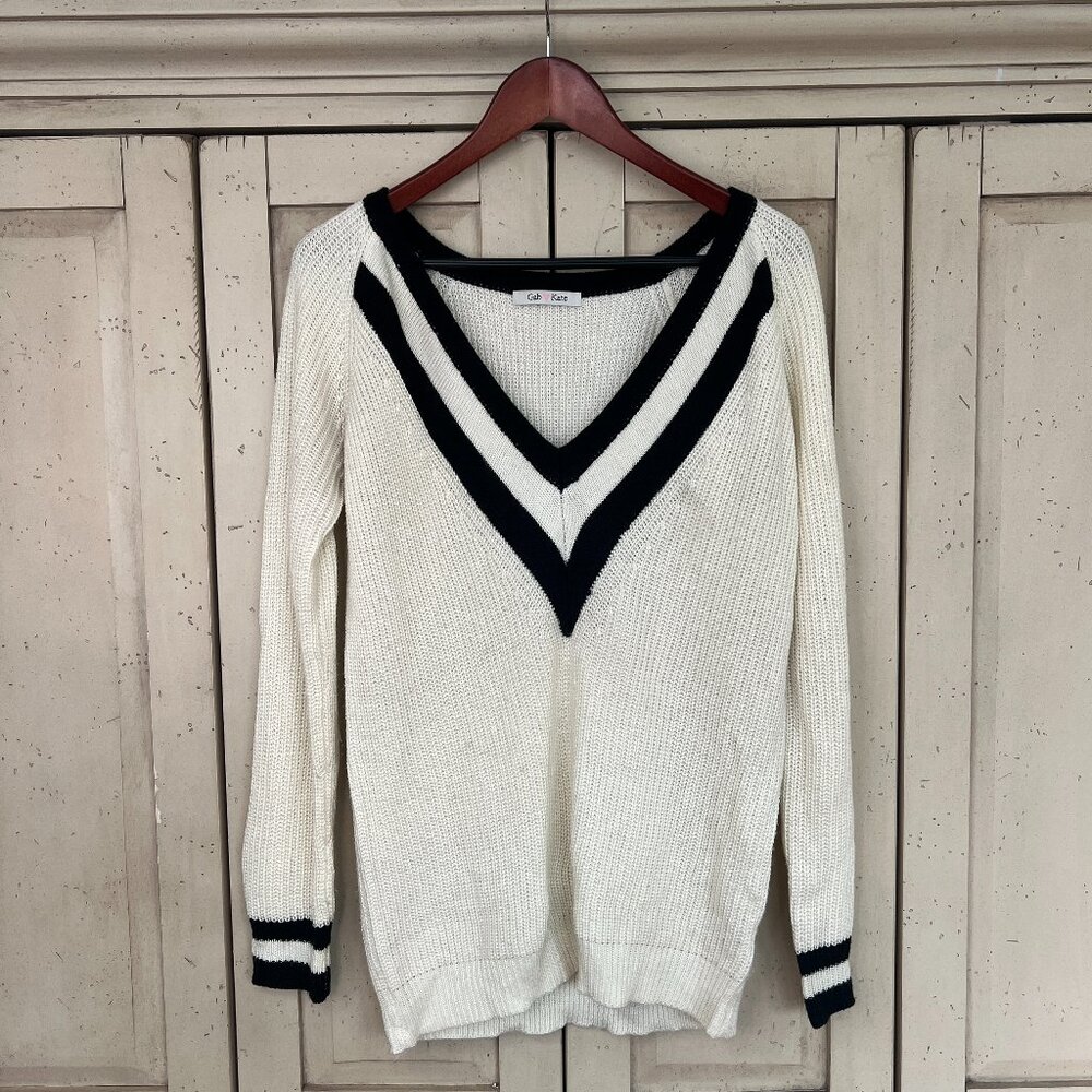Gab and Kate Varsity Stripe V Neck Knit Sweater, Size Medium